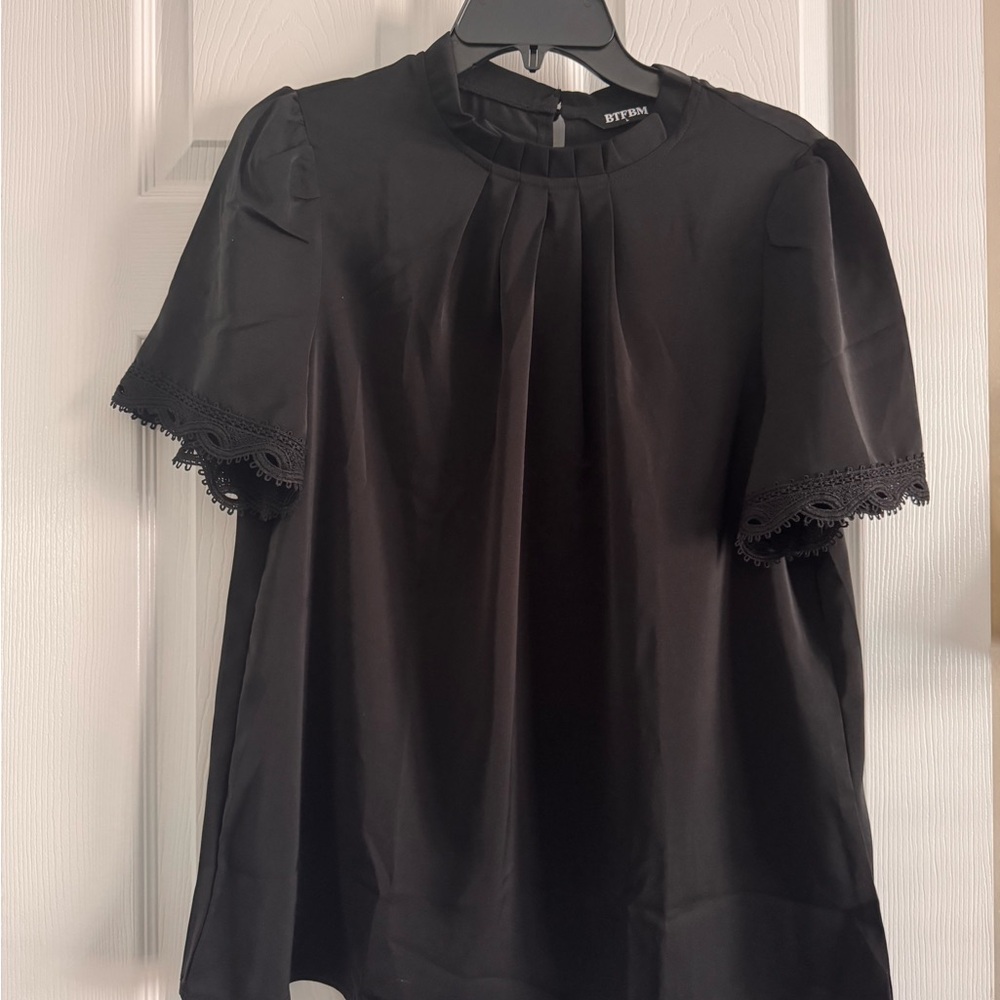Etro Elegant Black Blouse with Lace Sleeves